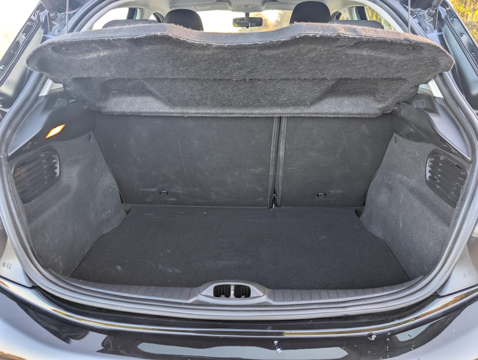 Peugeot 208 1.2 PureTech Active Hatchback 5dr Petrol Manual Euro 6 (s/s) (82 ps)