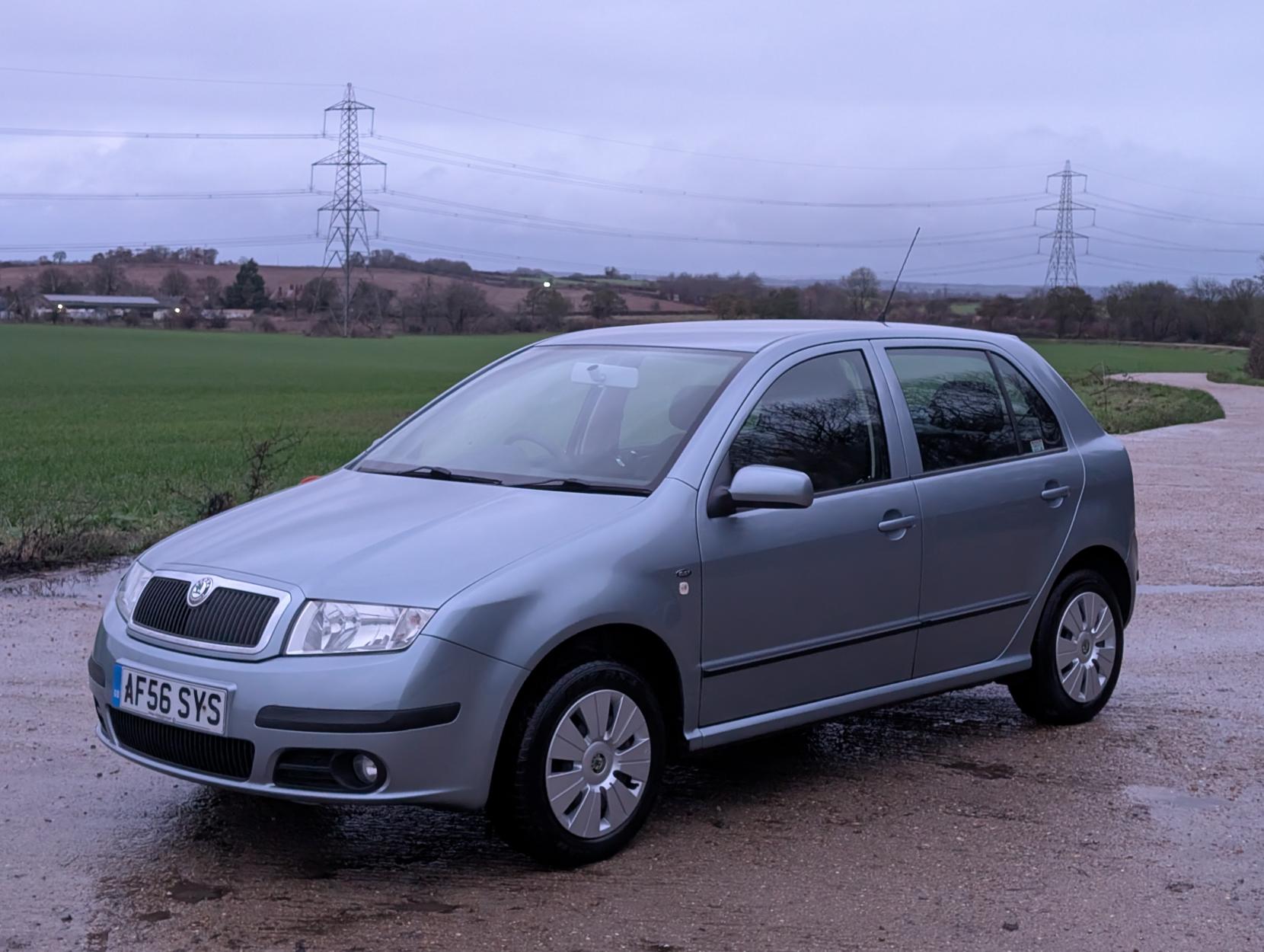 Skoda Fabia 1.2 HTP 12V Ambiente Hatchback 5dr Petrol Manual (140 g/km, 64 bhp)