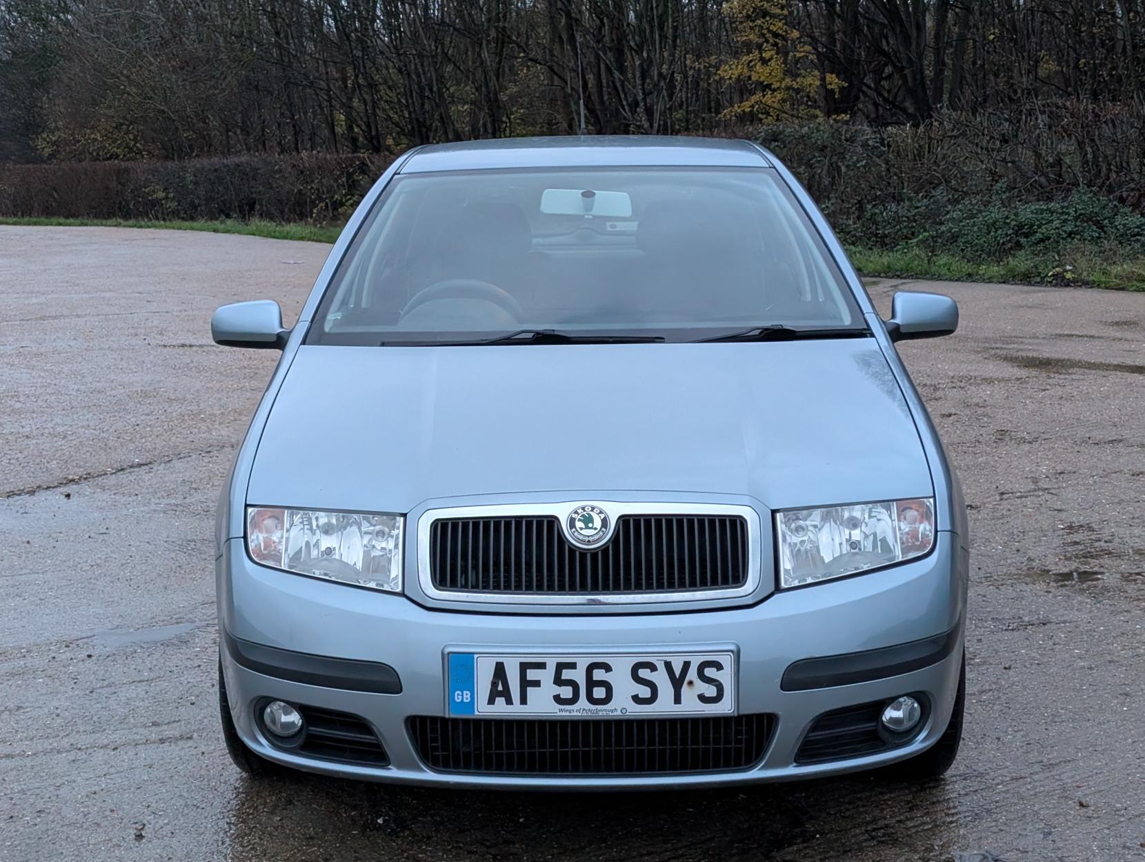 Skoda Fabia 1.2 HTP 12V Ambiente Hatchback 5dr Petrol Manual (140 g/km, 64 bhp)