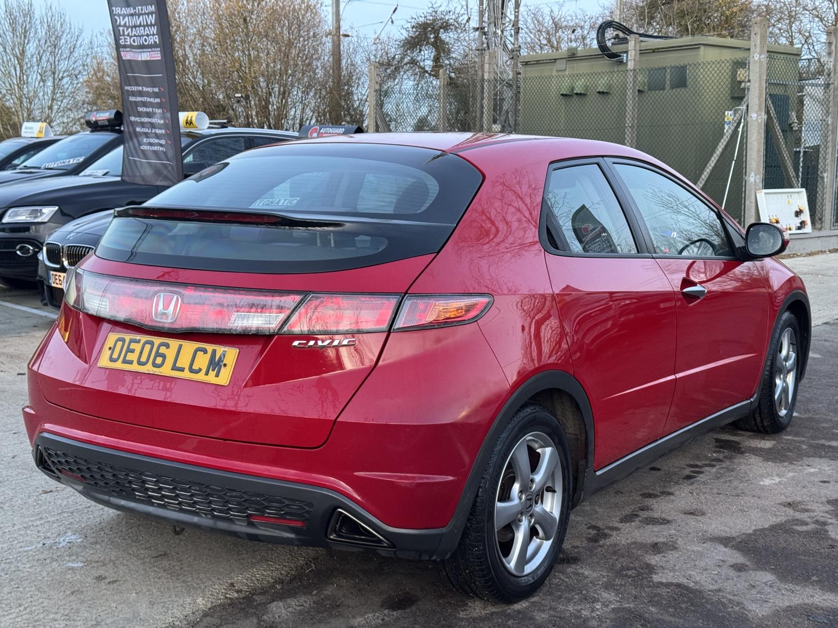 Honda Civic 1.8 i-VTEC SE Hatchback 5dr Petrol Manual (152 g/km, 138 bhp)