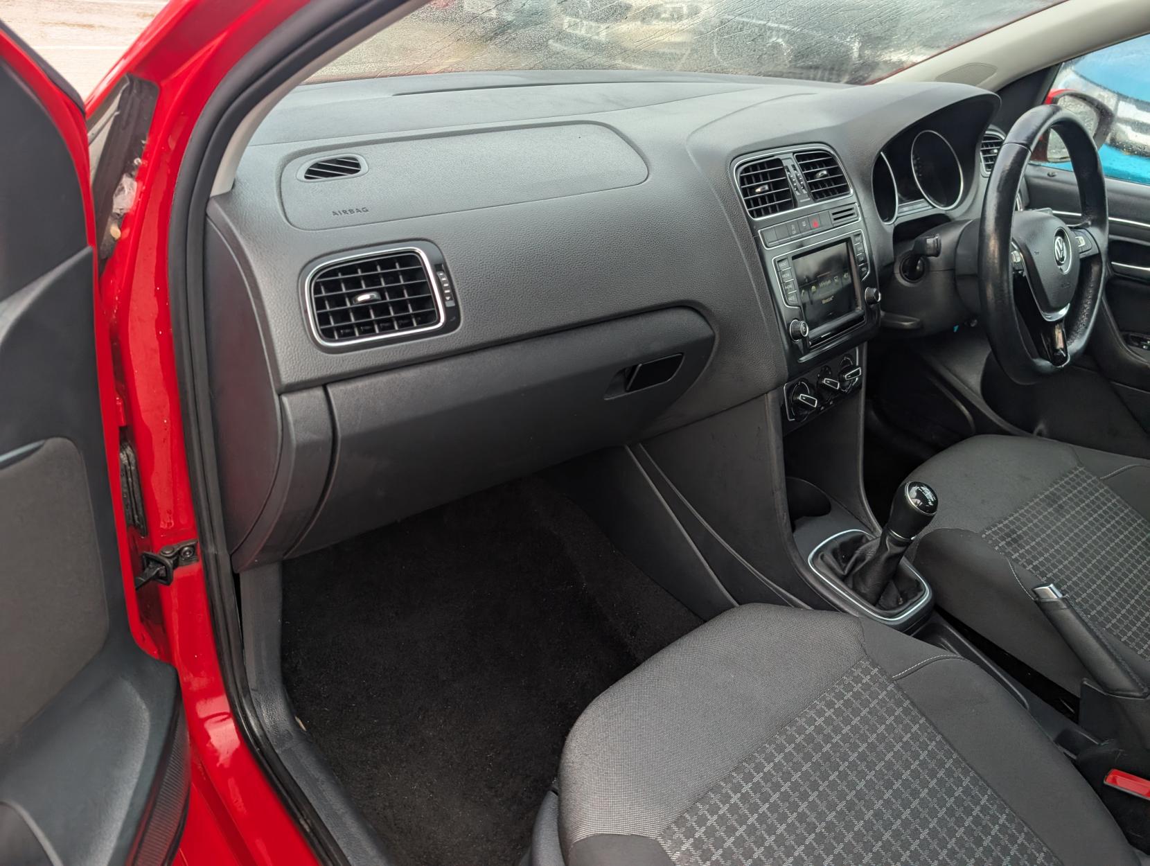 Volkswagen Polo 1.0 BlueMotion Tech SE Hatchback 5dr Petrol Manual Euro 6 (s/s) (75 ps)