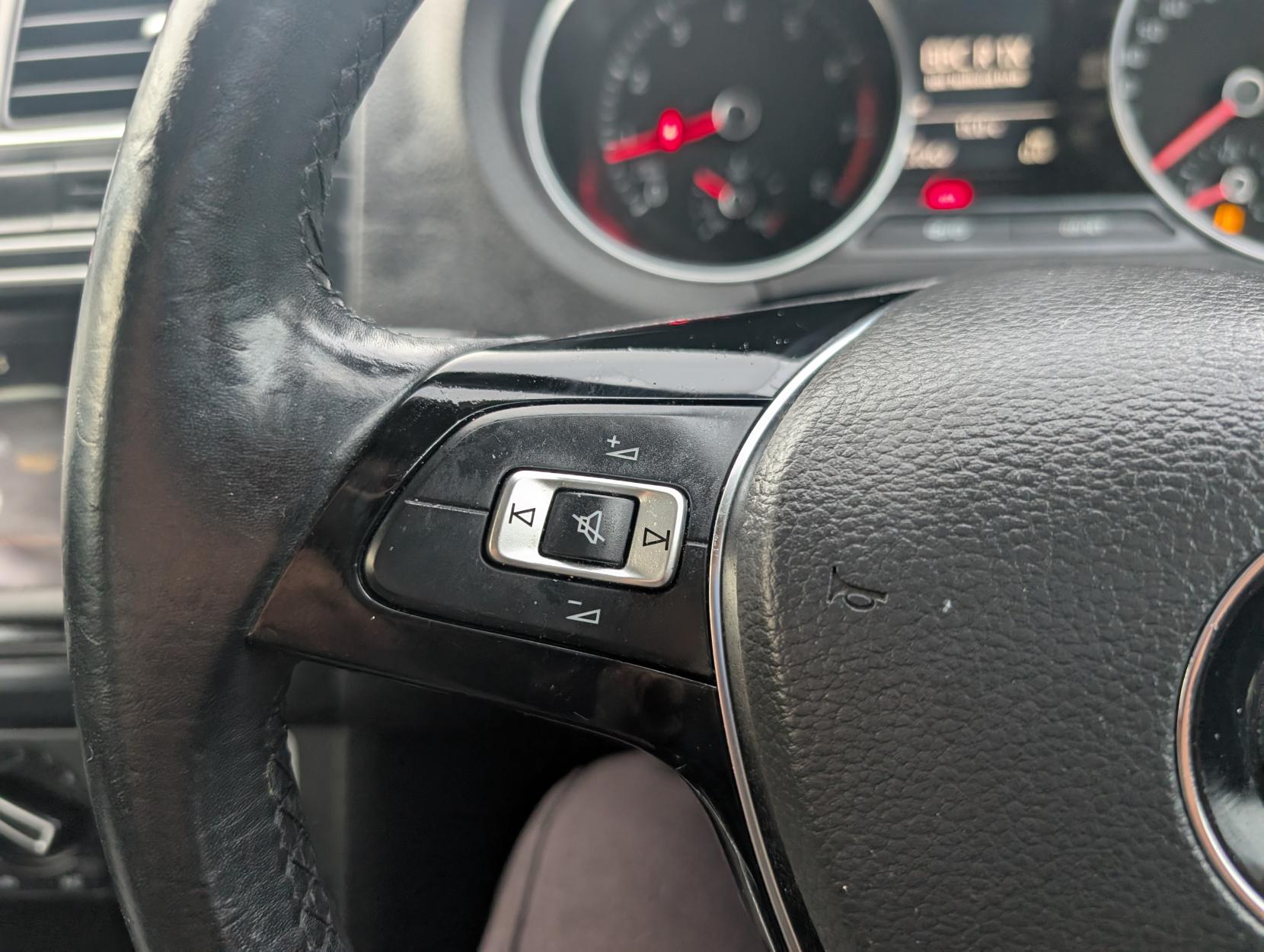 Volkswagen Polo 1.0 BlueMotion Tech SE Hatchback 5dr Petrol Manual Euro 6 (s/s) (75 ps)