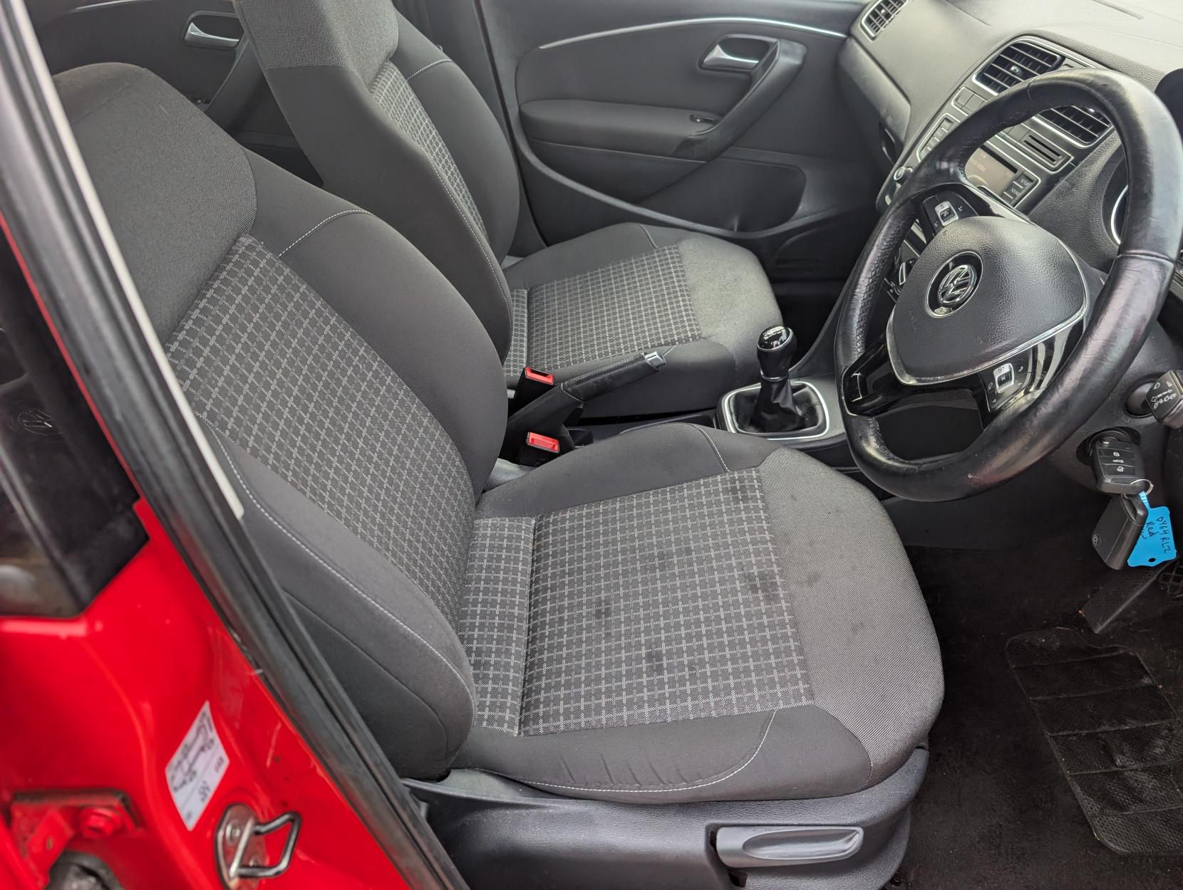 Volkswagen Polo 1.0 BlueMotion Tech SE Hatchback 5dr Petrol Manual Euro 6 (s/s) (75 ps)