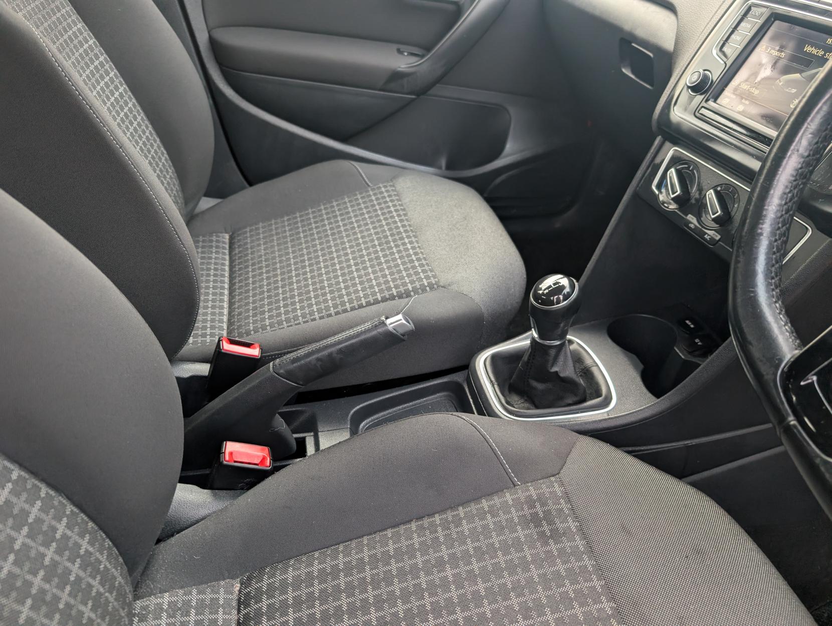 Volkswagen Polo 1.0 BlueMotion Tech SE Hatchback 5dr Petrol Manual Euro 6 (s/s) (75 ps)