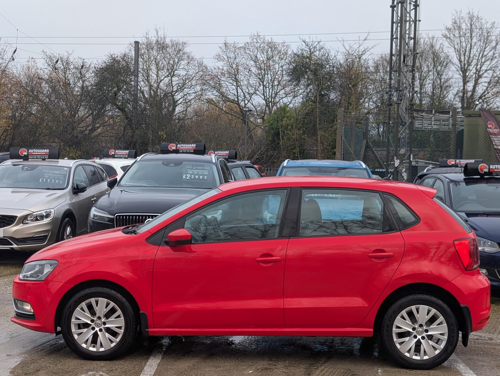 Volkswagen Polo 1.0 BlueMotion Tech SE Hatchback 5dr Petrol Manual Euro 6 (s/s) (75 ps)