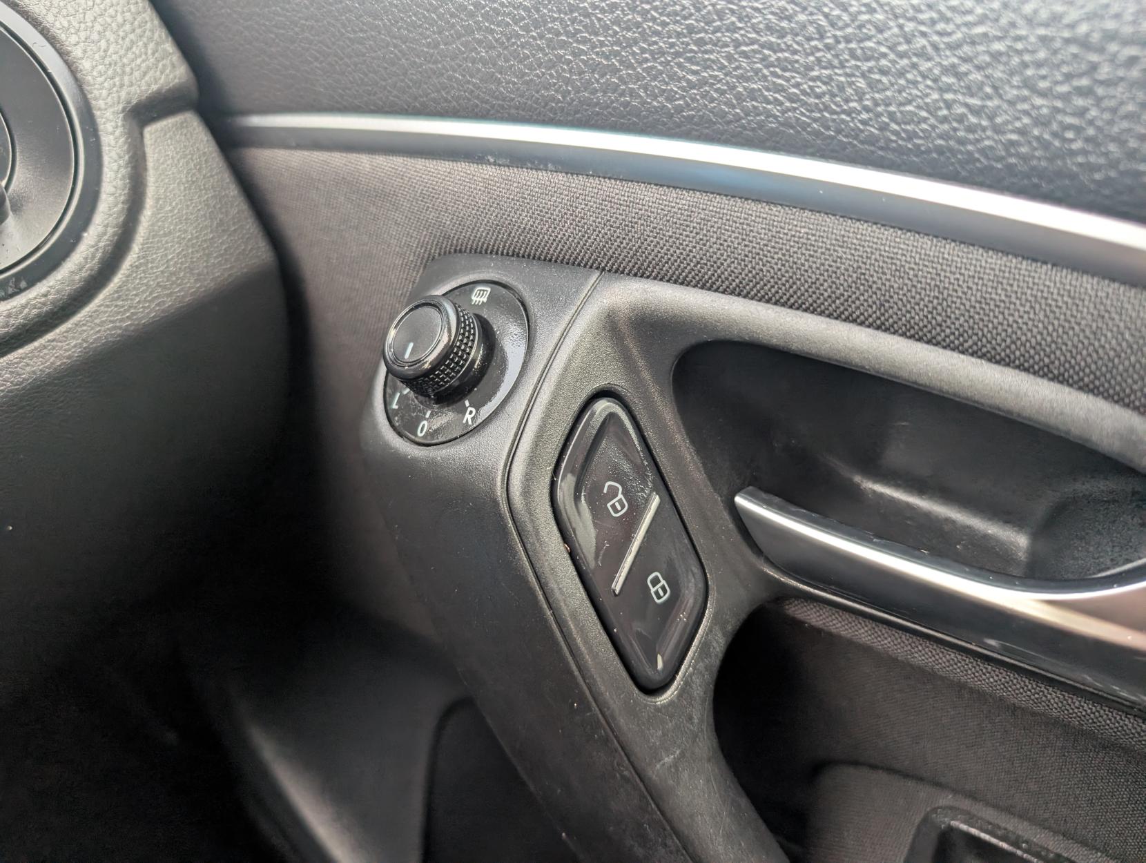 Volkswagen Polo 1.0 BlueMotion Tech SE Hatchback 5dr Petrol Manual Euro 6 (s/s) (75 ps)