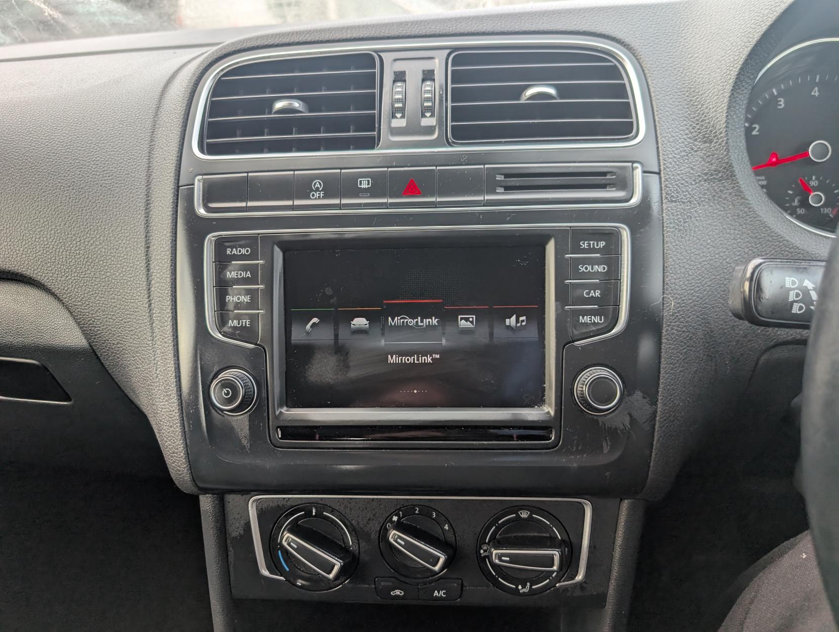 Volkswagen Polo 1.0 BlueMotion Tech SE Hatchback 5dr Petrol Manual Euro 6 (s/s) (75 ps)