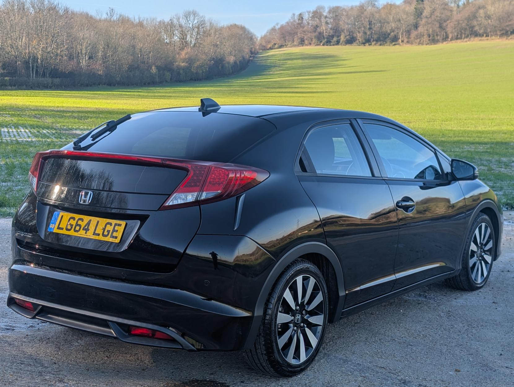 Honda Civic 1.8 i-VTEC SE Plus Hatchback 5dr Petrol Auto Euro 5 (142 ps)