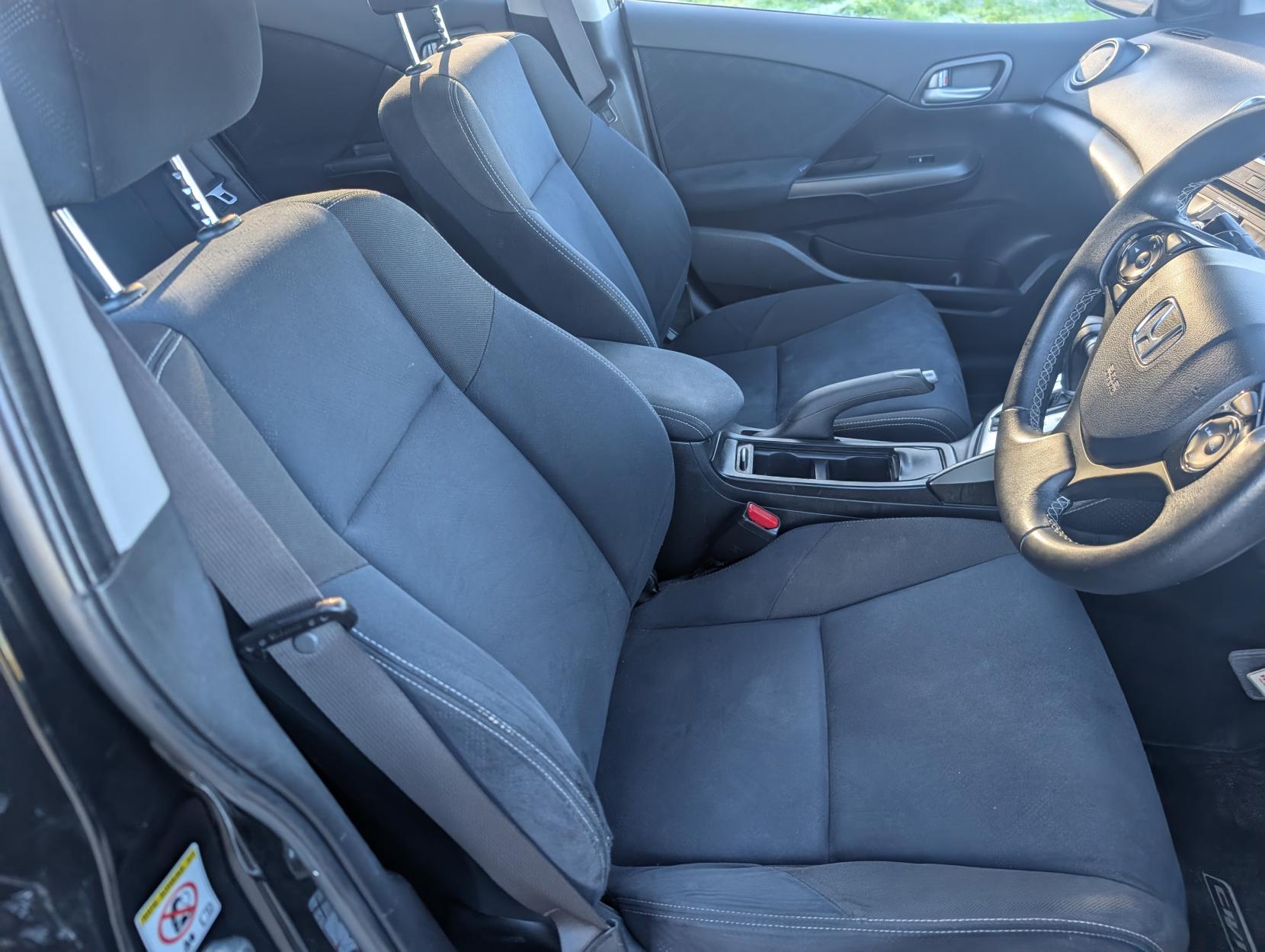 Honda Civic 1.8 i-VTEC SE Plus Hatchback 5dr Petrol Auto Euro 5 (142 ps)