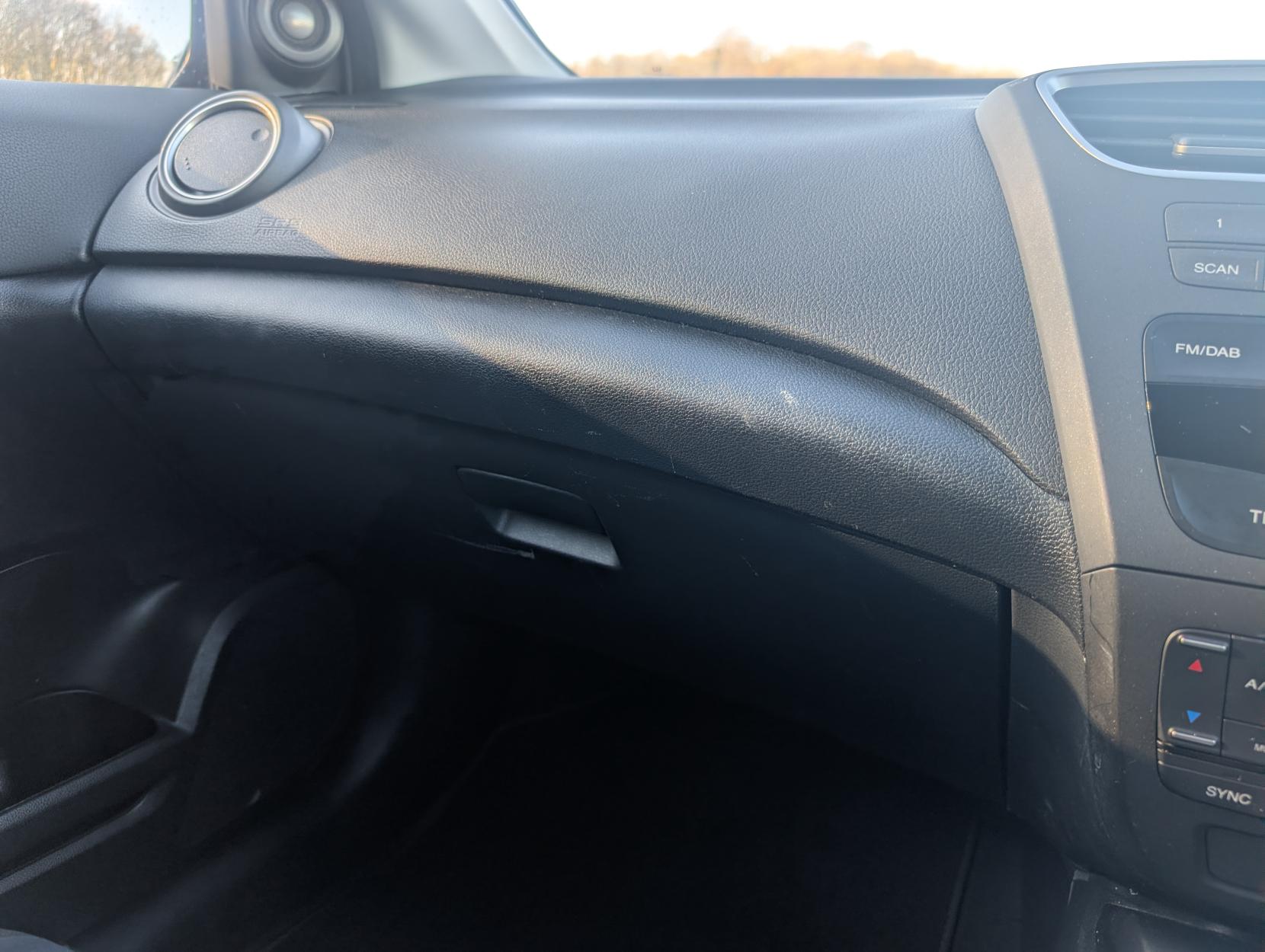 Honda Civic 1.8 i-VTEC SE Plus Hatchback 5dr Petrol Auto Euro 5 (142 ps)