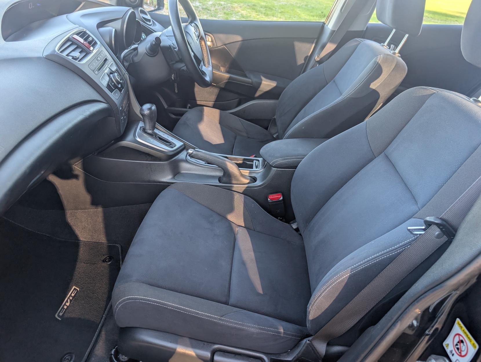 Honda Civic 1.8 i-VTEC SE Plus Hatchback 5dr Petrol Auto Euro 5 (142 ps)