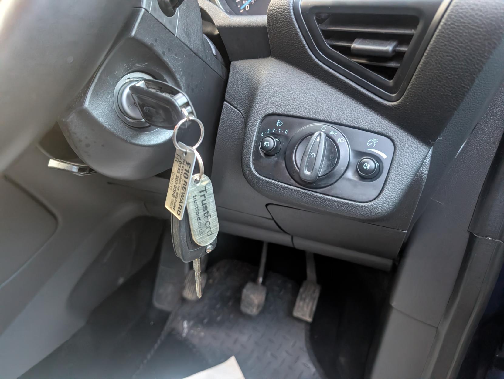 Ford C-Max 1.5 TDCi Zetec MPV 5dr Diesel Manual Euro 6 (s/s) (120 ps)