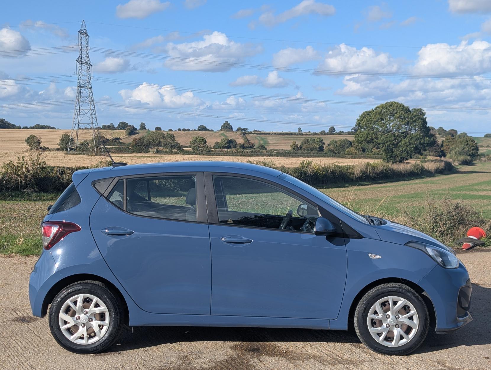 Hyundai i10 1.2 SE Hatchback 5dr Petrol Manual Euro 6 (87 ps)