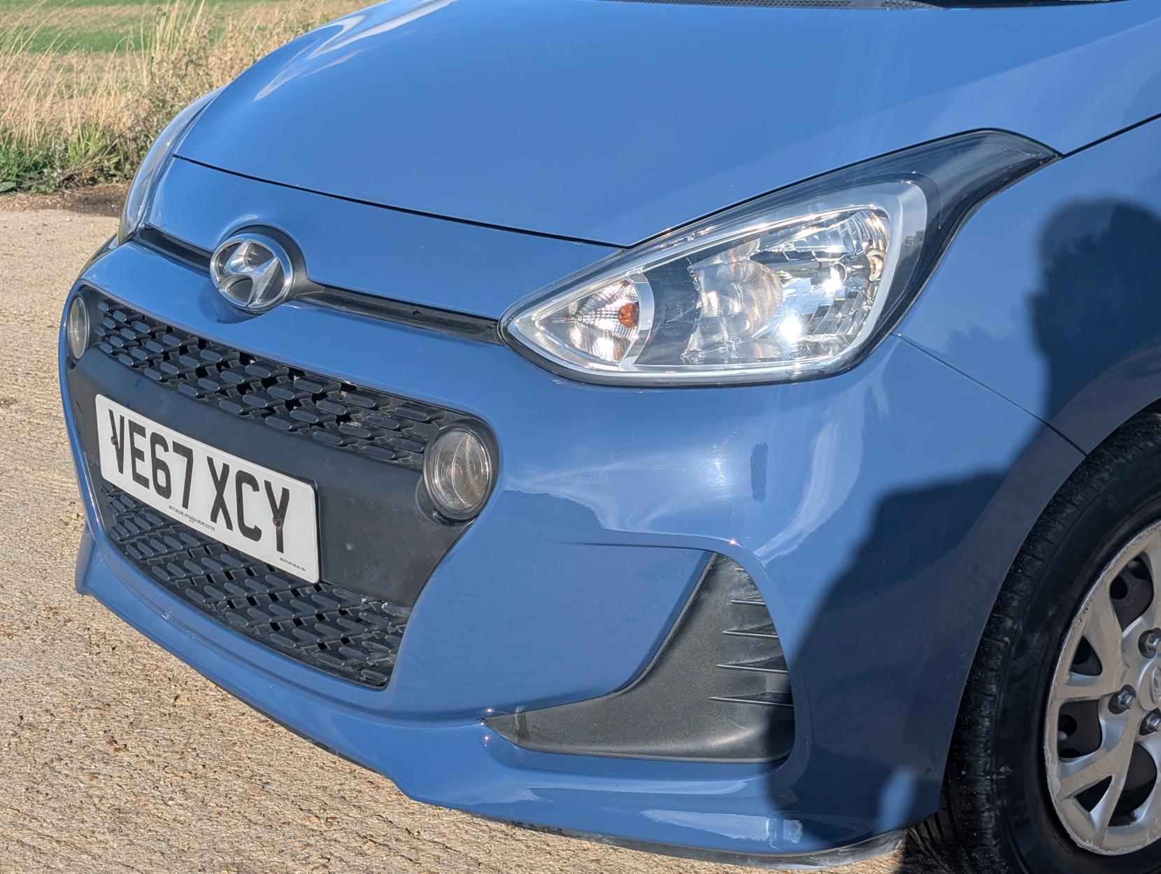 Hyundai i10 1.2 SE Hatchback 5dr Petrol Manual Euro 6 (87 ps)