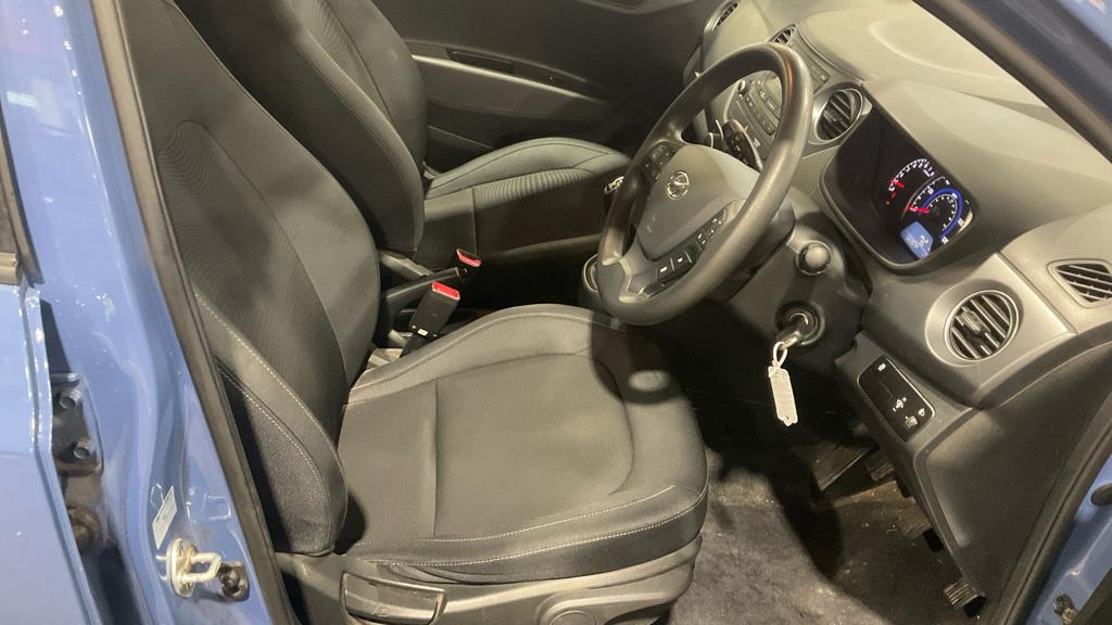 Hyundai i10 1.2 SE Hatchback 5dr Petrol Manual Euro 6 (87 ps)