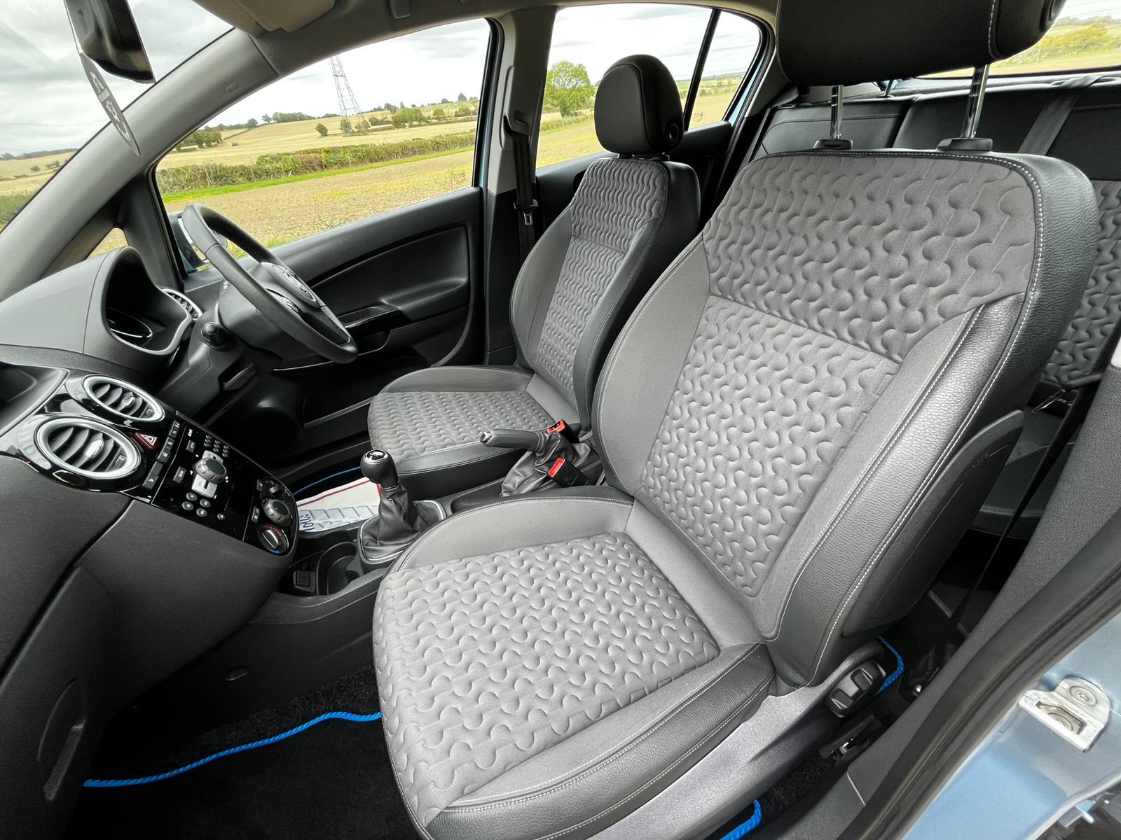 Vauxhall Corsa 1.4 16V SE Hatchback 5dr Petrol Manual Wide Ratio Euro 5 (100 ps)