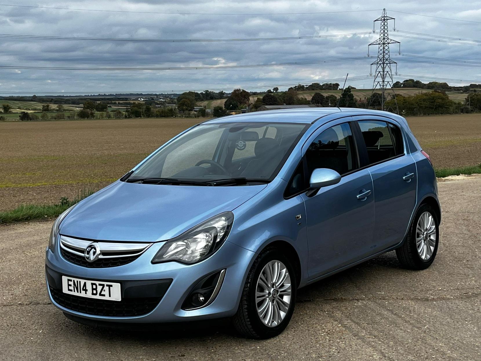 Vauxhall Corsa 1.4 16V SE Hatchback 5dr Petrol Manual Wide Ratio Euro 5 (100 ps)