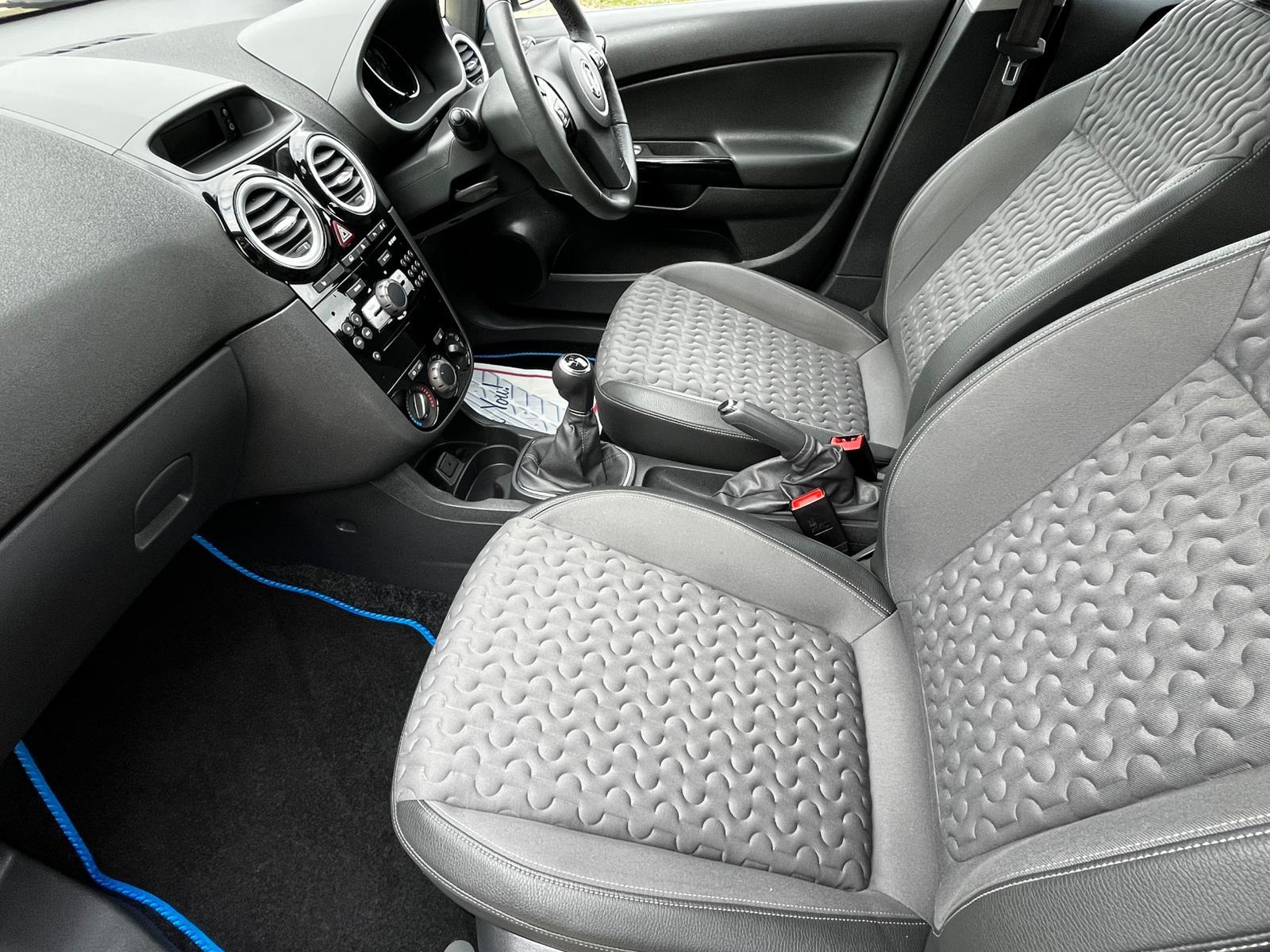 Vauxhall Corsa 1.4 16V SE Hatchback 5dr Petrol Manual Wide Ratio Euro 5 (100 ps)