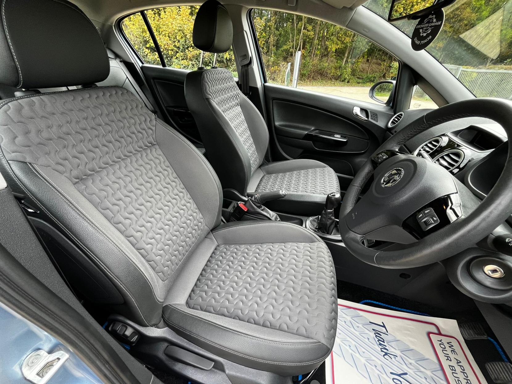 Vauxhall Corsa 1.4 16V SE Hatchback 5dr Petrol Manual Wide Ratio Euro 5 (100 ps)