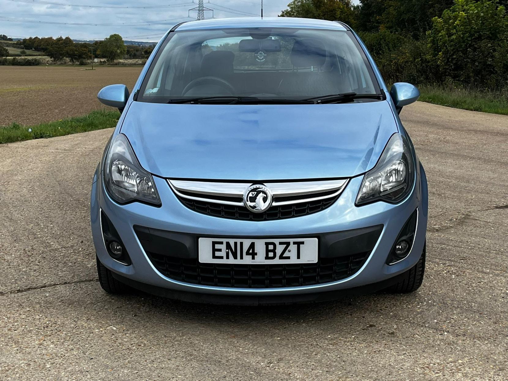 Vauxhall Corsa 1.4 16V SE Hatchback 5dr Petrol Manual Wide Ratio Euro 5 (100 ps)