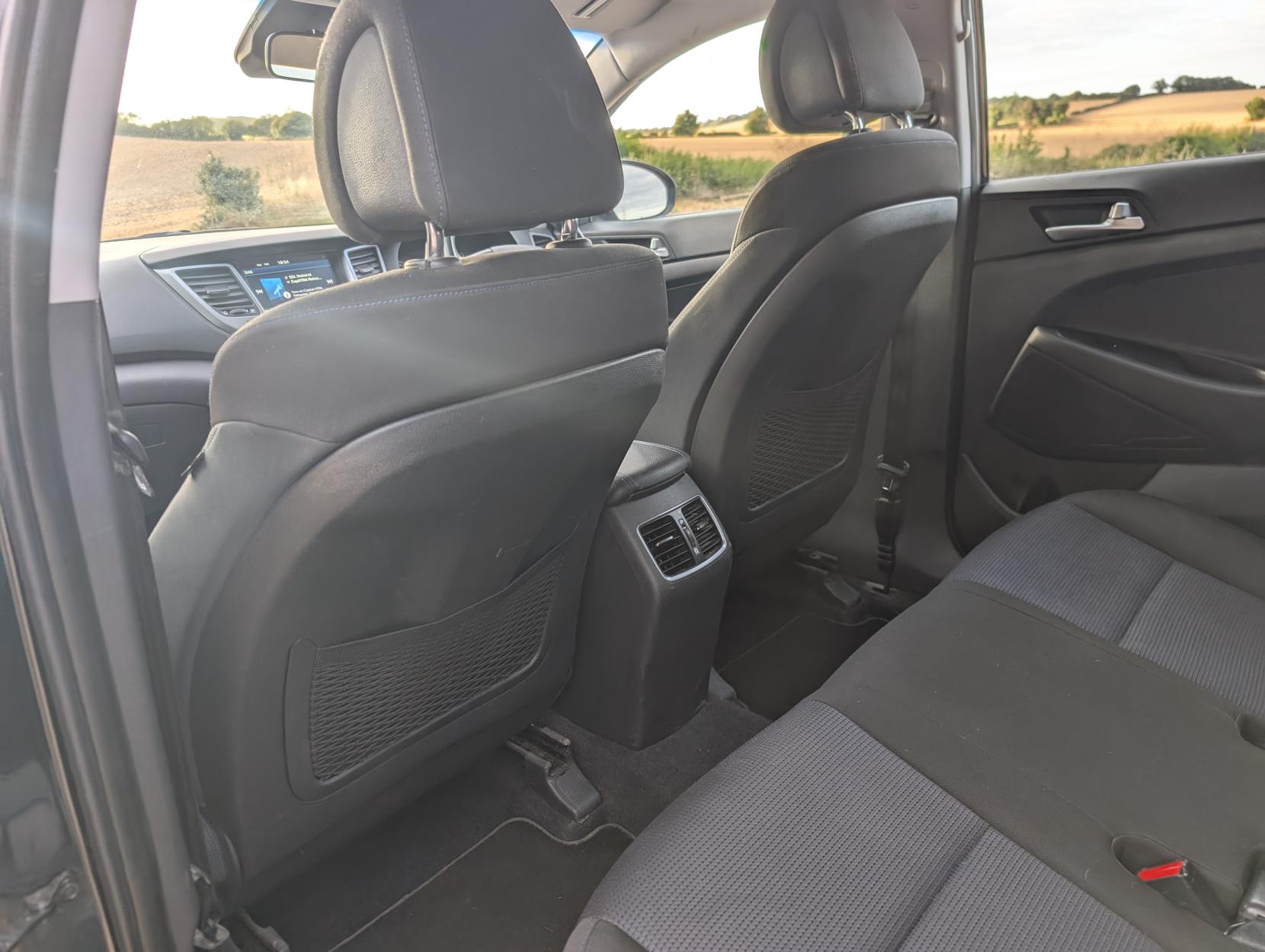 Hyundai TUCSON 1.6 GDi Blue Drive SE Nav SUV 5dr Petrol Manual Euro 6 (s/s) (132 ps)