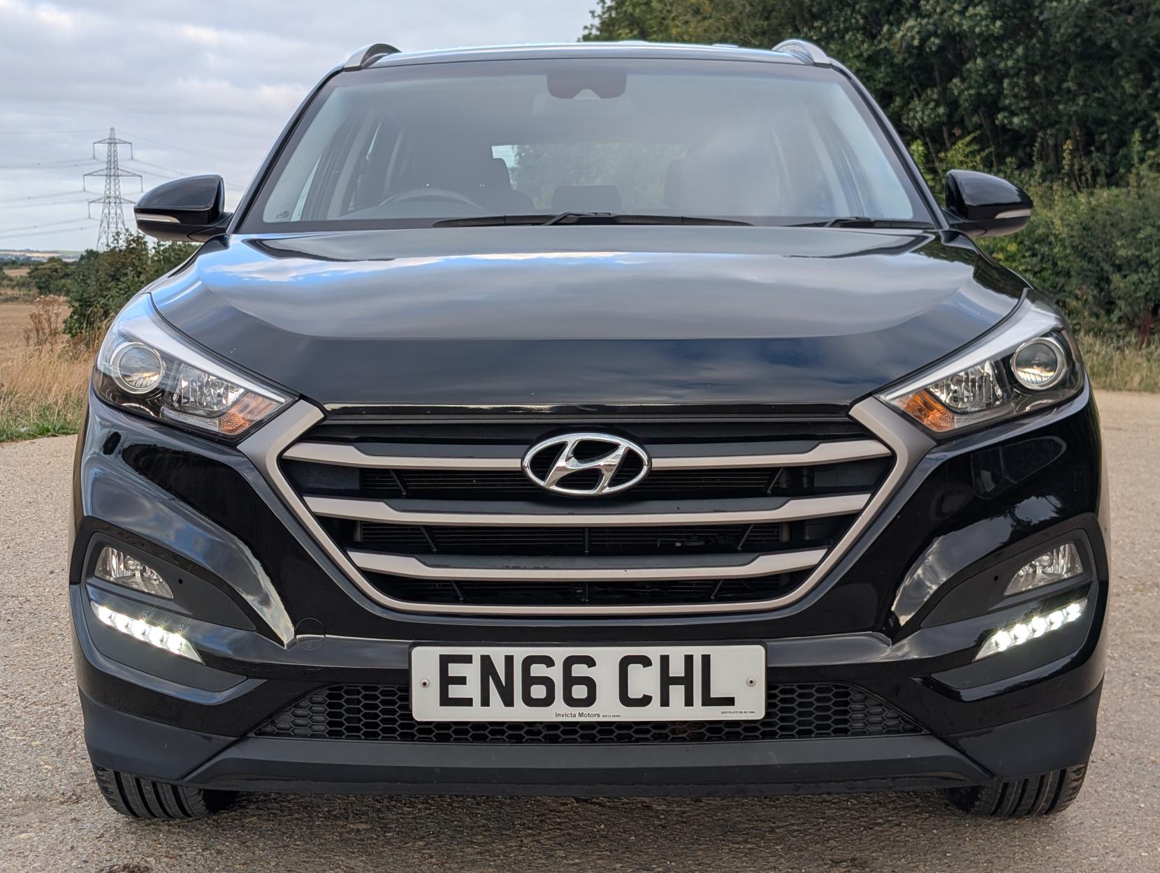 Hyundai TUCSON 1.6 GDi Blue Drive SE Nav SUV 5dr Petrol Manual Euro 6 (s/s) (132 ps)