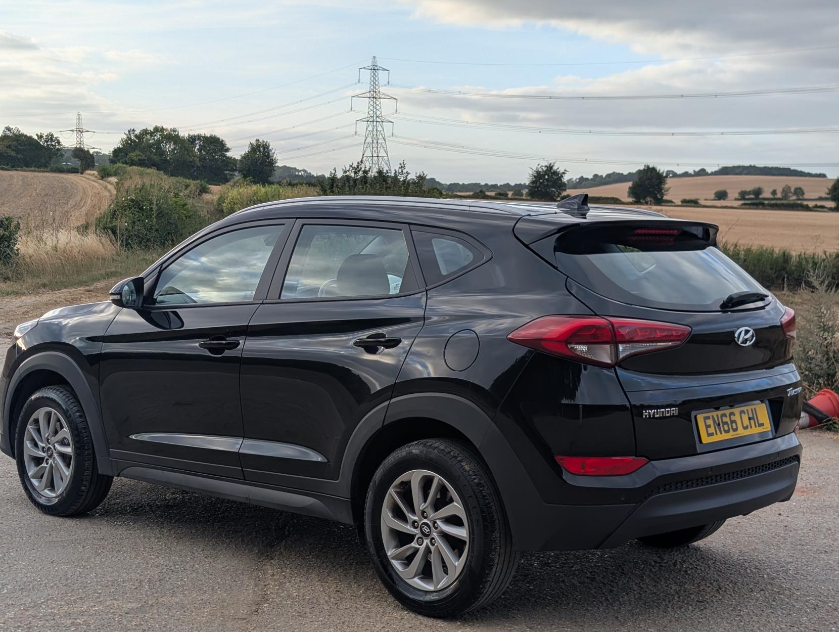 Hyundai TUCSON 1.6 GDi Blue Drive SE Nav SUV 5dr Petrol Manual Euro 6 (s/s) (132 ps)