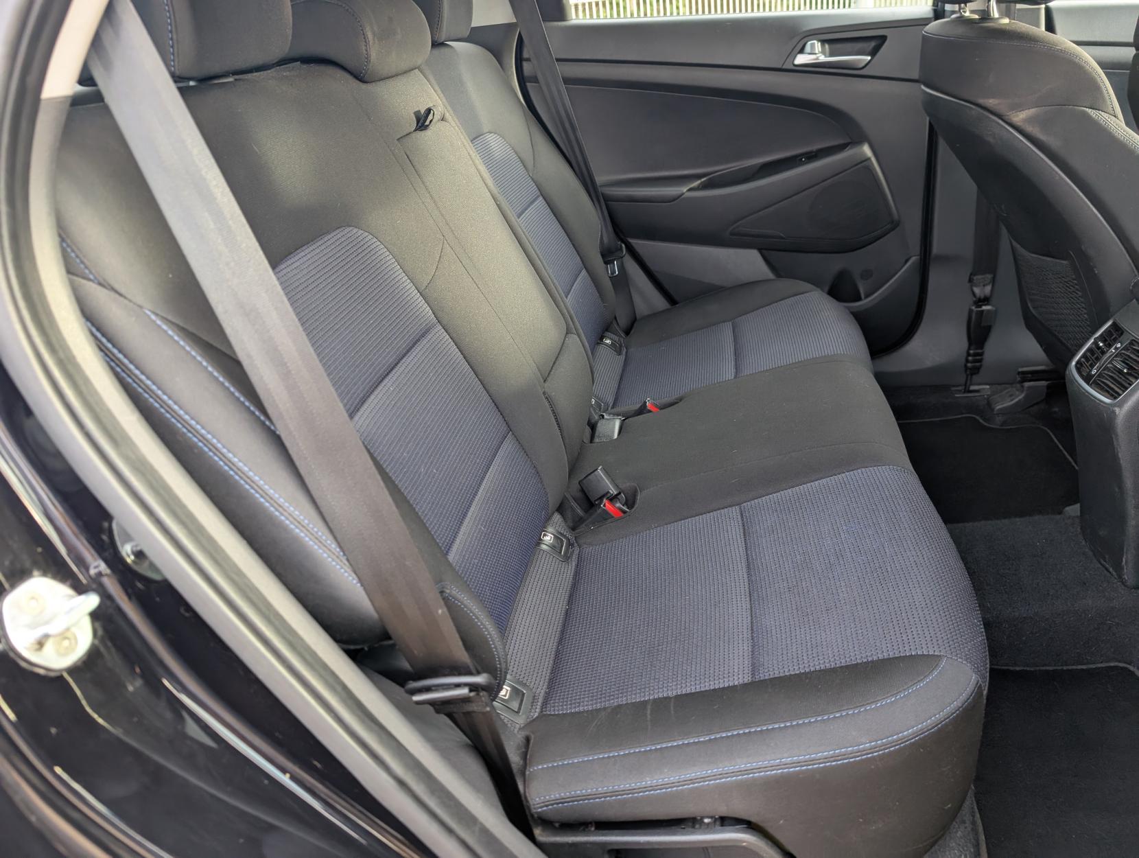 Hyundai TUCSON 1.6 GDi Blue Drive SE Nav SUV 5dr Petrol Manual Euro 6 (s/s) (132 ps)