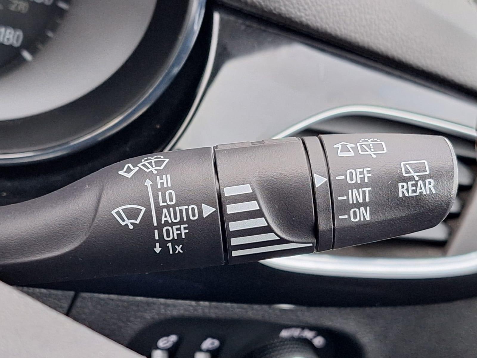 Vauxhall Astra 1.4i SRi Hatchback 5dr Petrol Manual Euro 6 (100 ps)