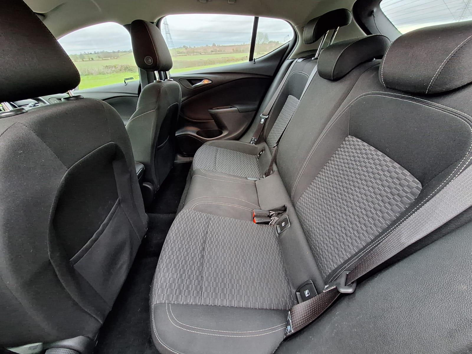 Vauxhall Astra 1.4i SRi Hatchback 5dr Petrol Manual Euro 6 (100 ps)