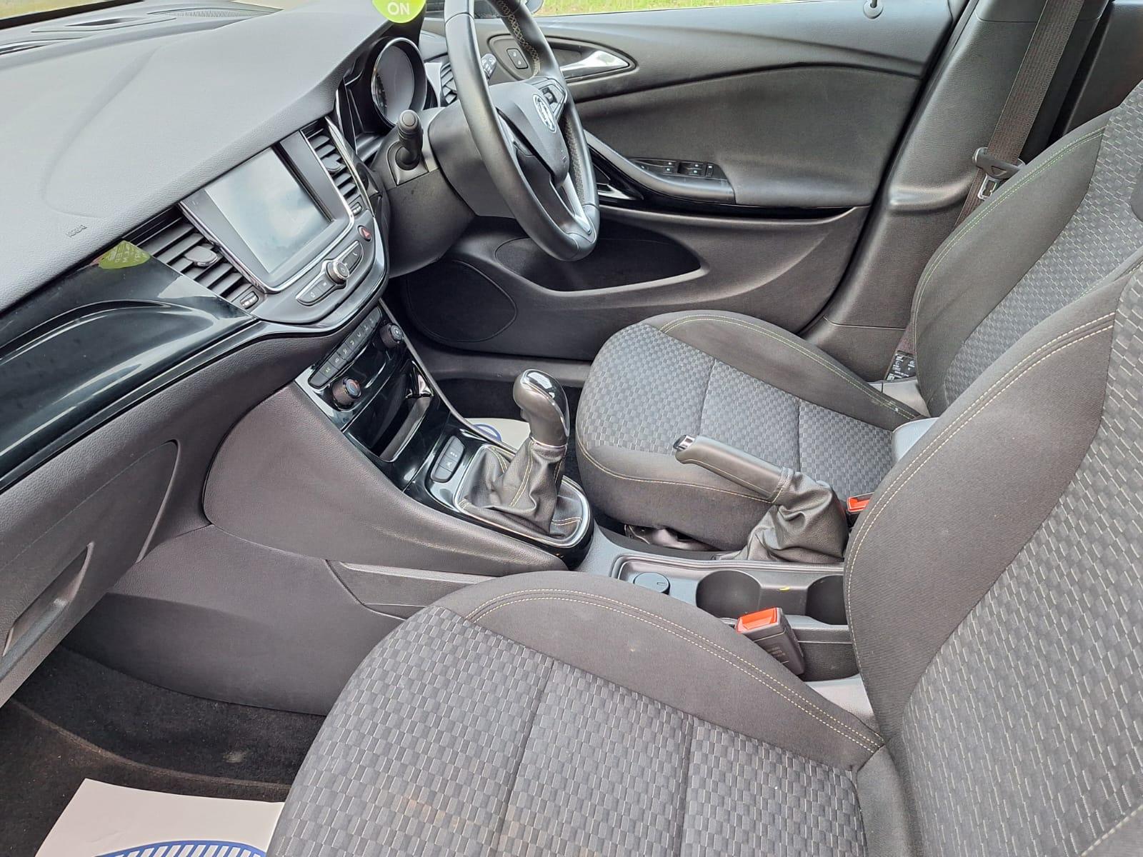 Vauxhall Astra 1.4i SRi Hatchback 5dr Petrol Manual Euro 6 (100 ps)