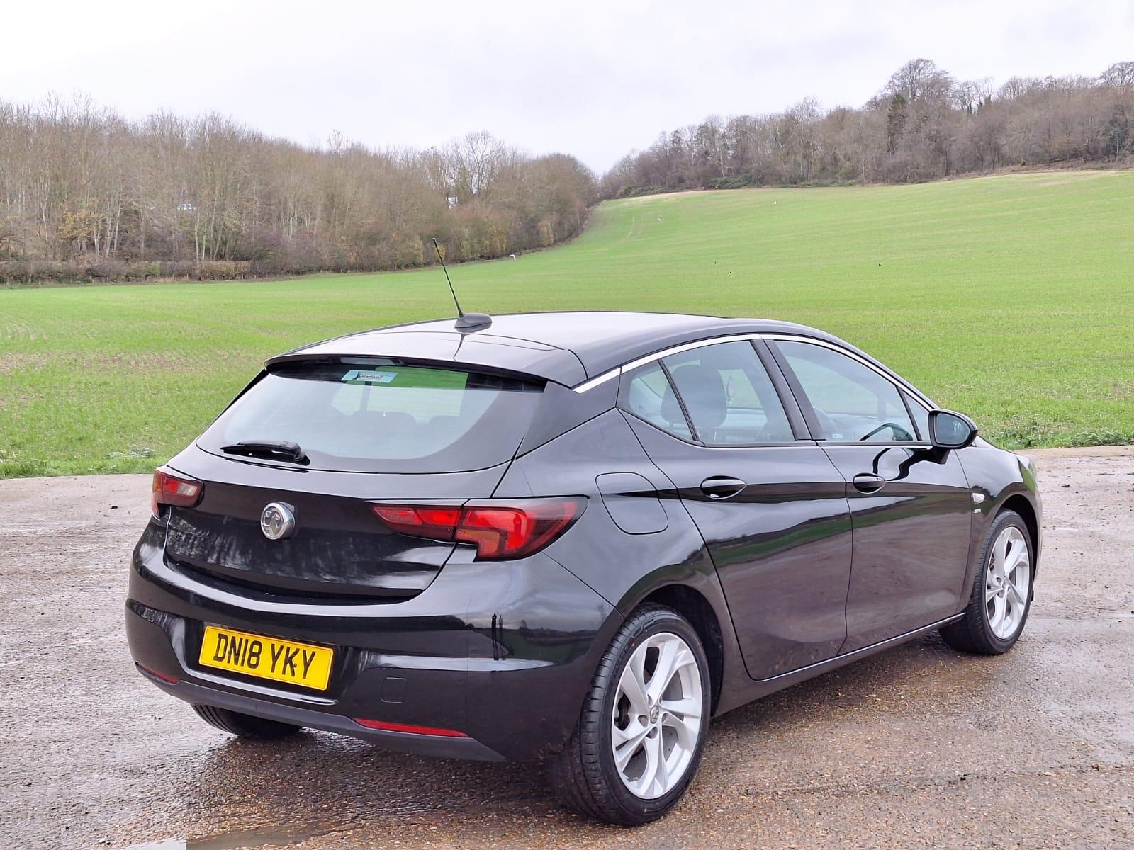 Vauxhall Astra 1.4i SRi Hatchback 5dr Petrol Manual Euro 6 (100 ps)