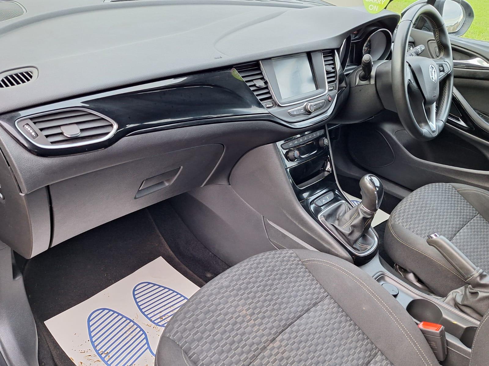 Vauxhall Astra 1.4i SRi Hatchback 5dr Petrol Manual Euro 6 (100 ps)