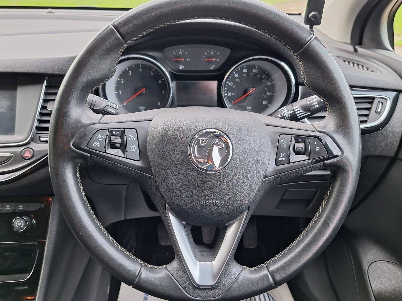 Vauxhall Astra 1.4i SRi Hatchback 5dr Petrol Manual Euro 6 (100 ps)