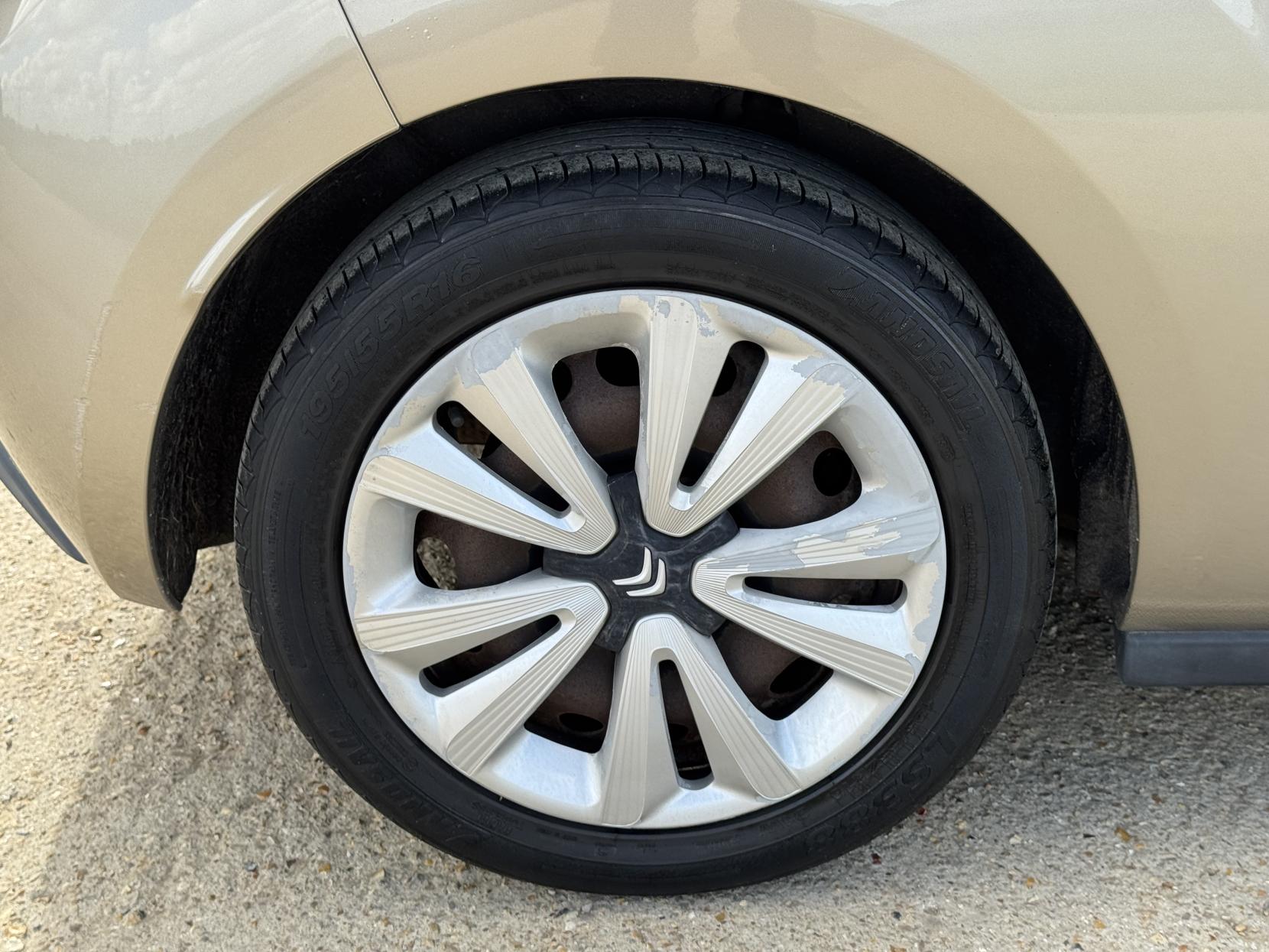 Citroen DS3 1.4 VTi 16V DSign Hatchback 3dr Petrol Manual Euro 5 (95 ps)