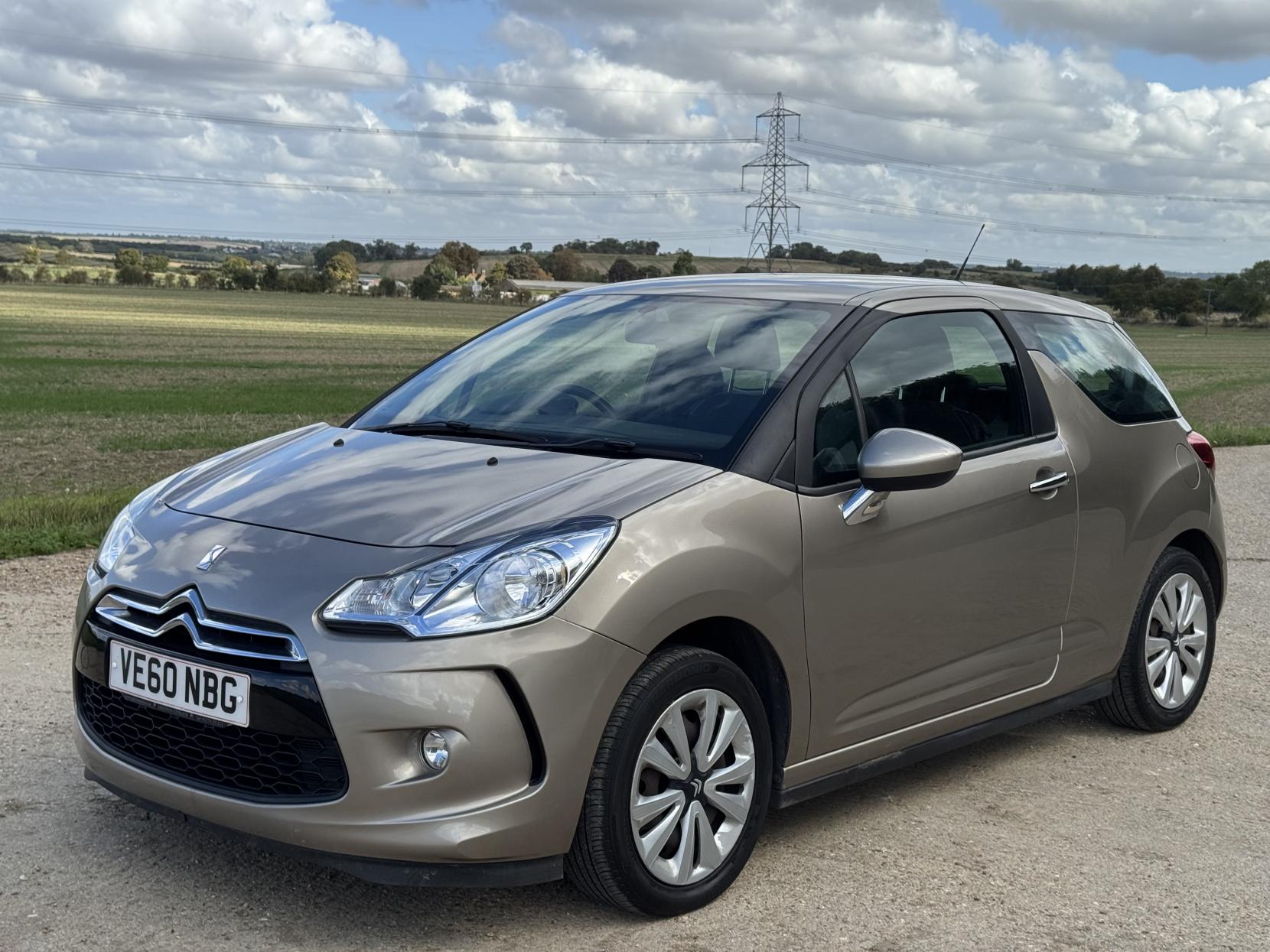 Citroen DS3 1.4 VTi 16V DSign Hatchback 3dr Petrol Manual Euro 5 (95 ps)