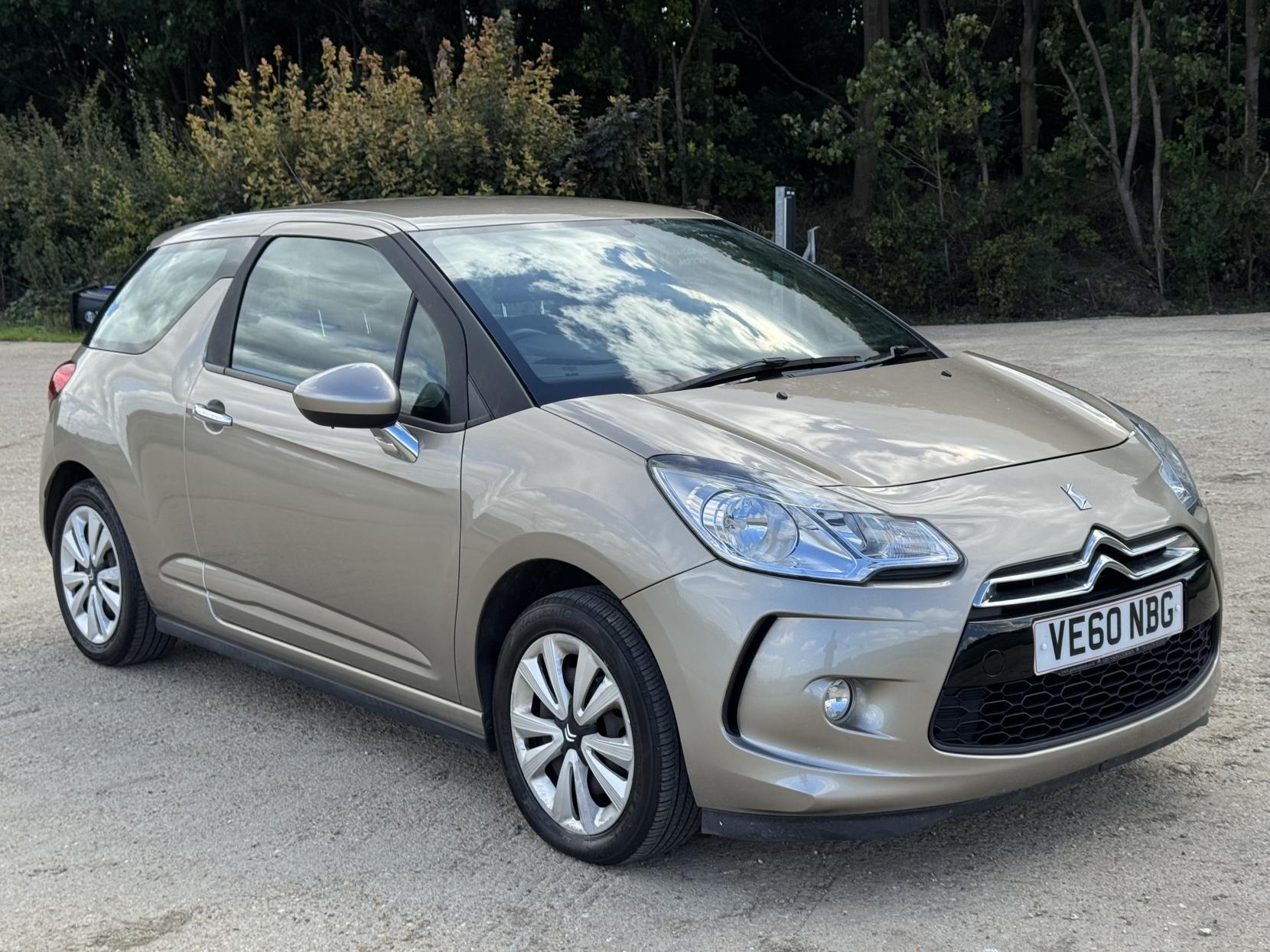 Citroen DS3 1.4 VTi 16V DSign Hatchback 3dr Petrol Manual Euro 5 (95 ps)