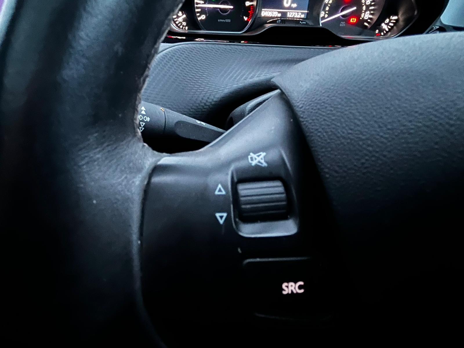 Peugeot 208 1.2 PureTech Allure Premium Hatchback 5dr Petrol Manual Euro 6 (82 ps)