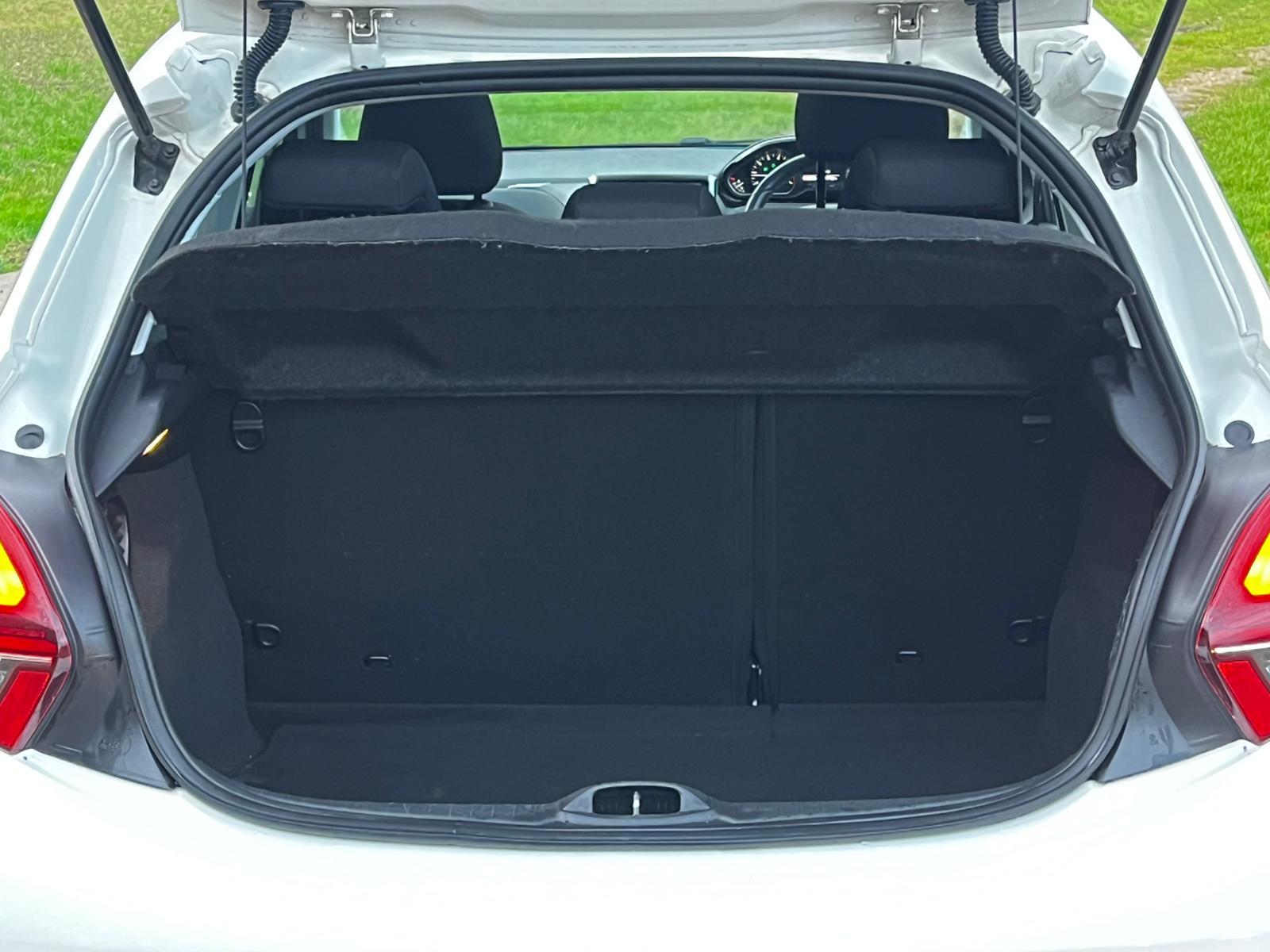 Peugeot 208 1.2 PureTech Allure Premium Hatchback 5dr Petrol Manual Euro 6 (82 ps)