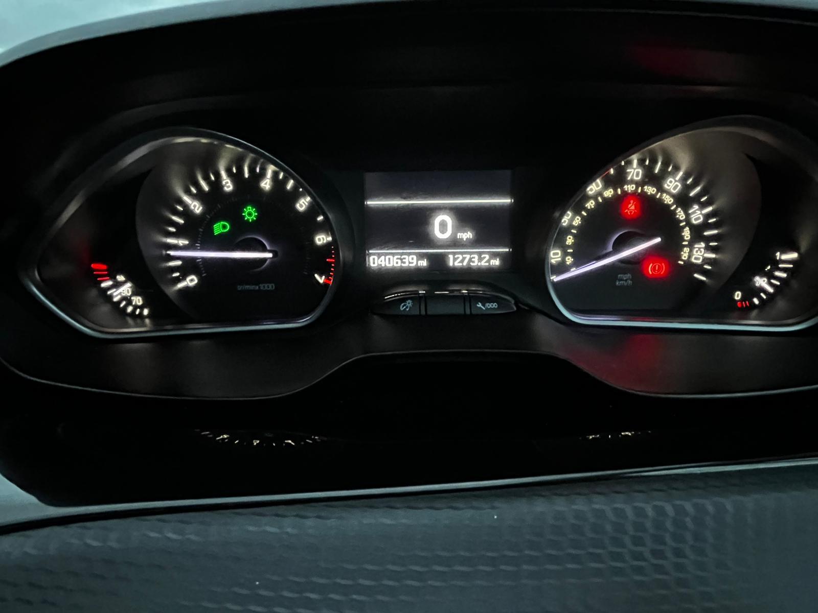 Peugeot 208 1.2 PureTech Allure Premium Hatchback 5dr Petrol Manual Euro 6 (82 ps)