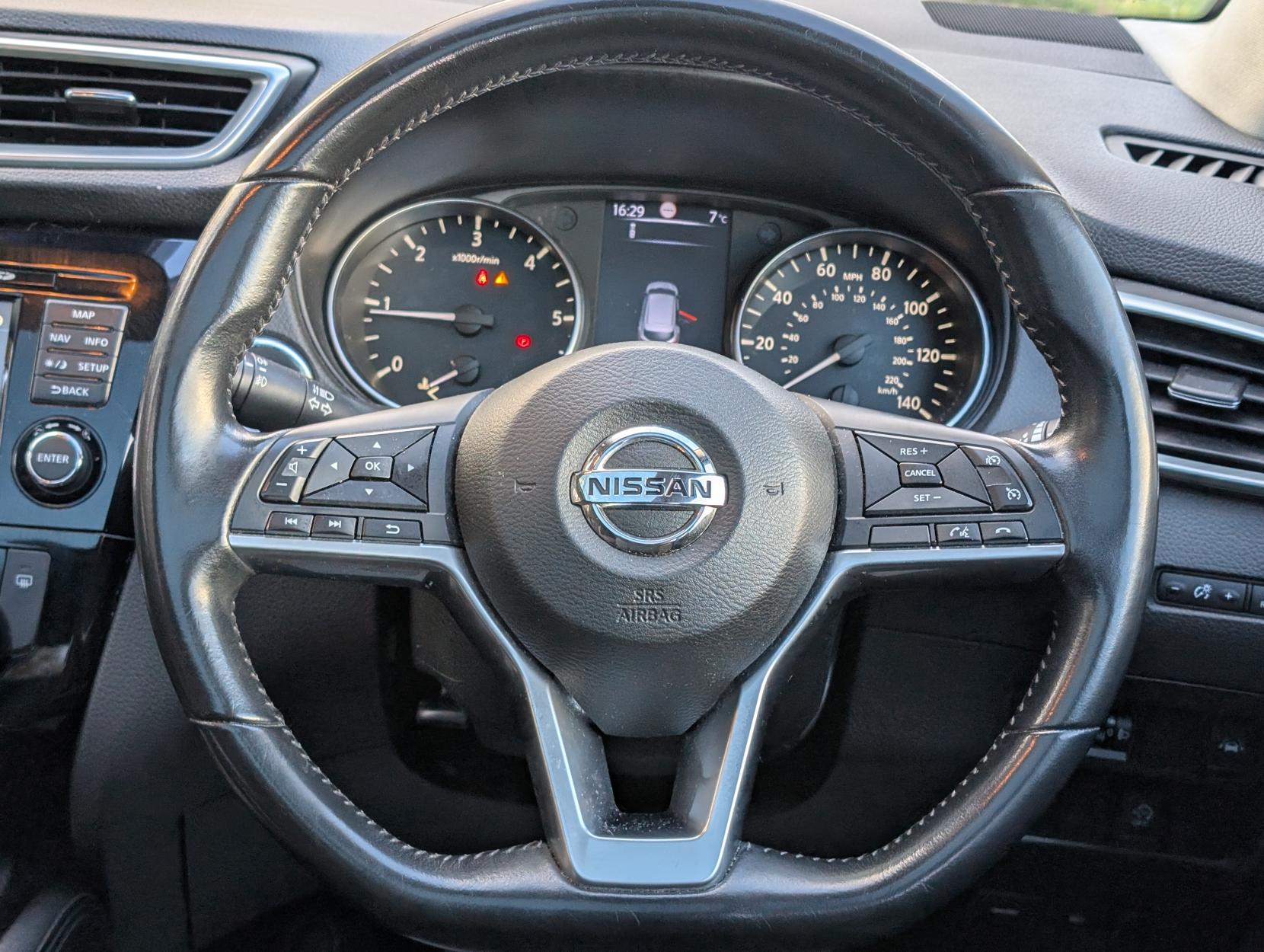 Nissan Qashqai 1.5 dCi N-Connecta SUV 5dr Diesel Manual Euro 6 (s/s) (110 ps)