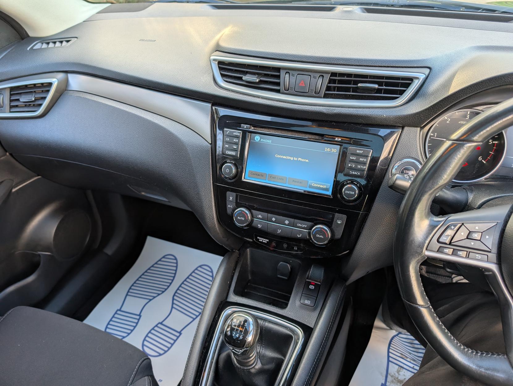 Nissan Qashqai 1.5 dCi N-Connecta SUV 5dr Diesel Manual Euro 6 (s/s) (110 ps)