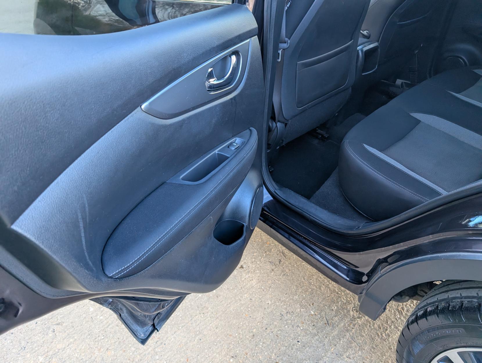 Nissan Qashqai 1.5 dCi N-Connecta SUV 5dr Diesel Manual Euro 6 (s/s) (110 ps)