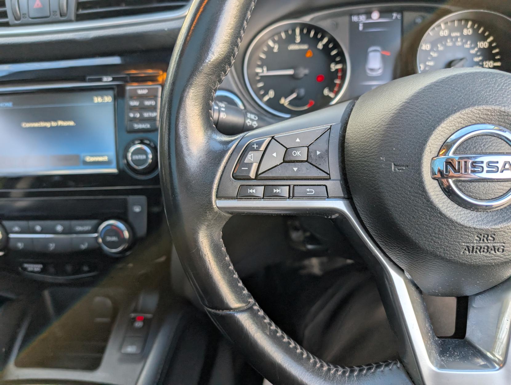 Nissan Qashqai 1.5 dCi N-Connecta SUV 5dr Diesel Manual Euro 6 (s/s) (110 ps)