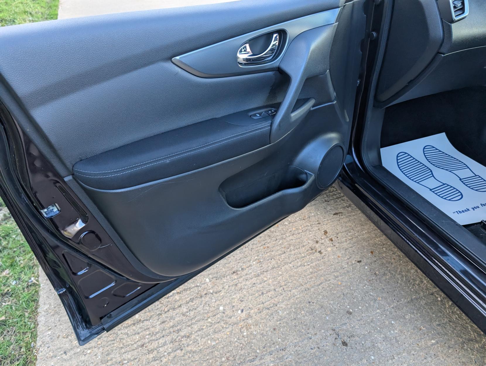 Nissan Qashqai 1.5 dCi N-Connecta SUV 5dr Diesel Manual Euro 6 (s/s) (110 ps)