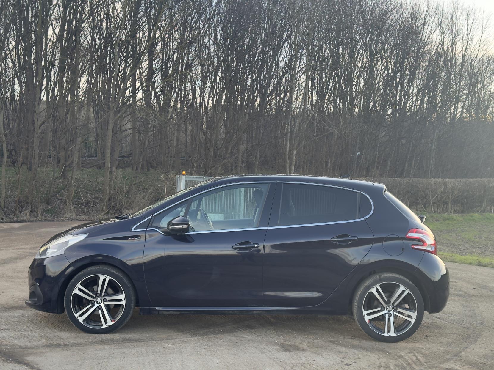 Peugeot 208 1.5 BlueHDi GT Line Hatchback 5dr Diesel Manual Euro 6 (s/s) (100 ps)