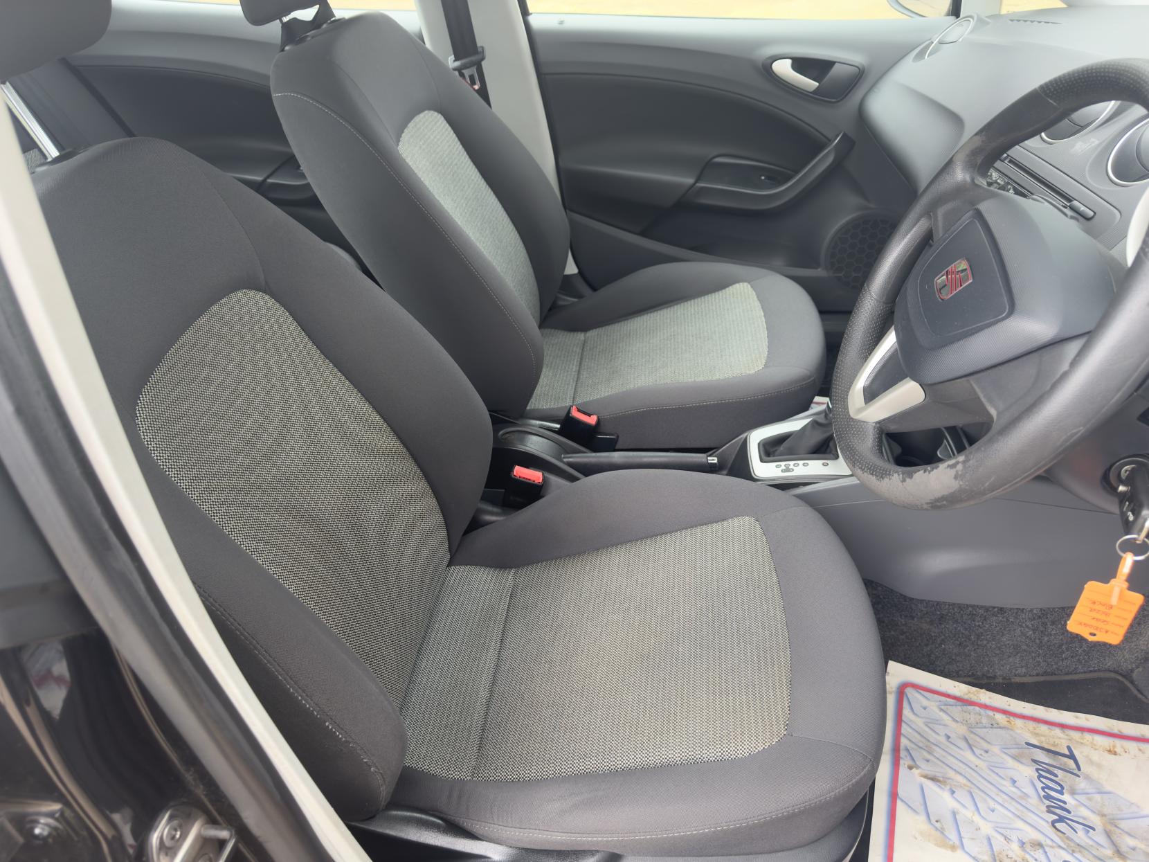 SEAT Ibiza 1.6 16V SE Hatchback 5dr Petrol DSG Euro 4 (105 ps)