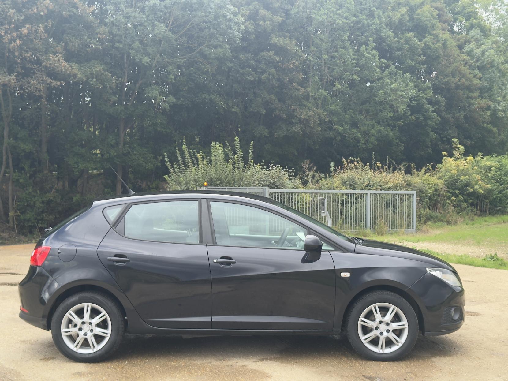 SEAT Ibiza 1.6 16V SE Hatchback 5dr Petrol DSG Euro 4 (105 ps)