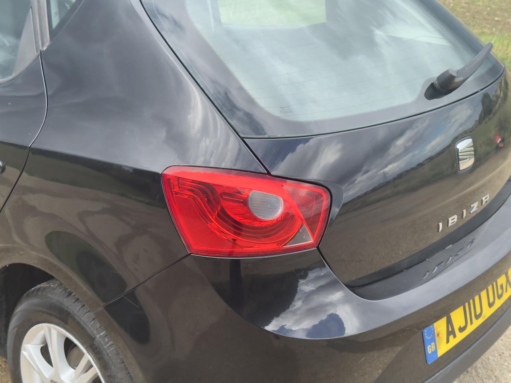 SEAT Ibiza 1.6 16V SE Hatchback 5dr Petrol DSG Euro 4 (105 ps)