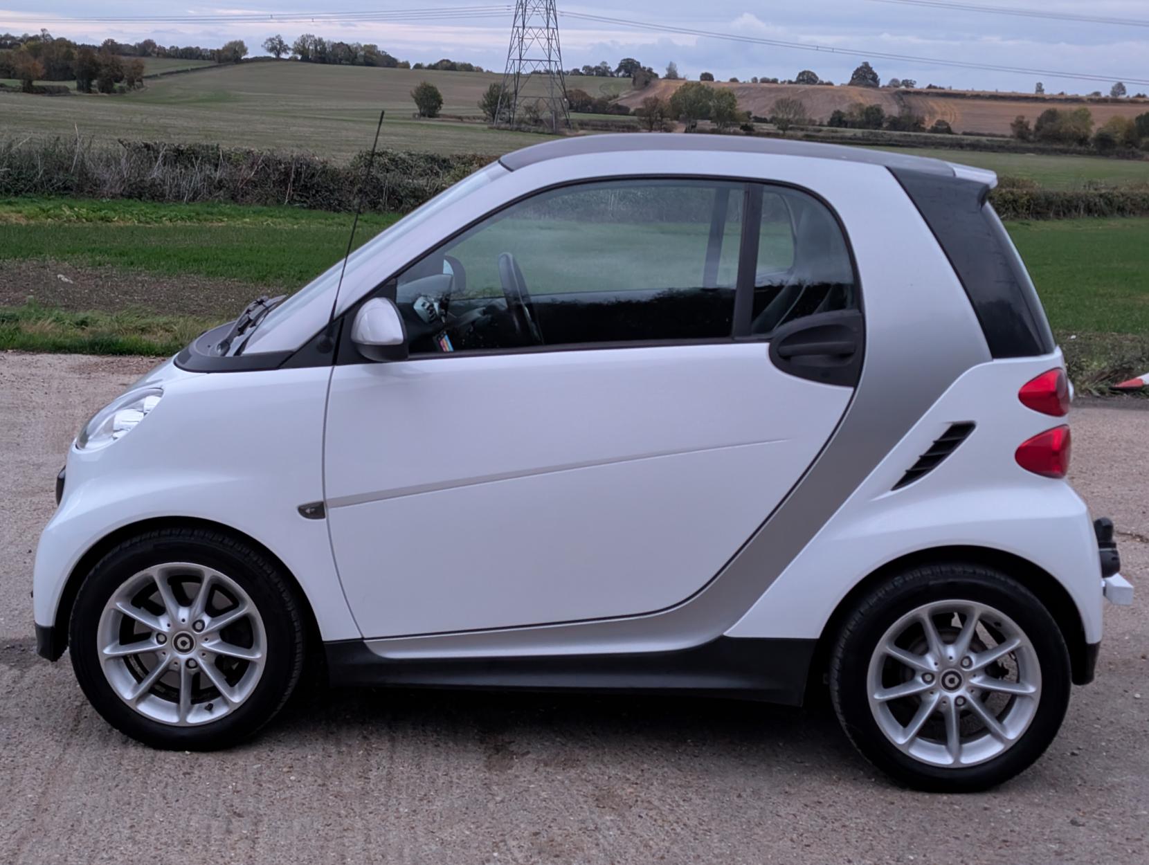 Smart fortwo 1.0 MHD Pure Coupe 2dr Petrol Auto Euro 4 (61 bhp)